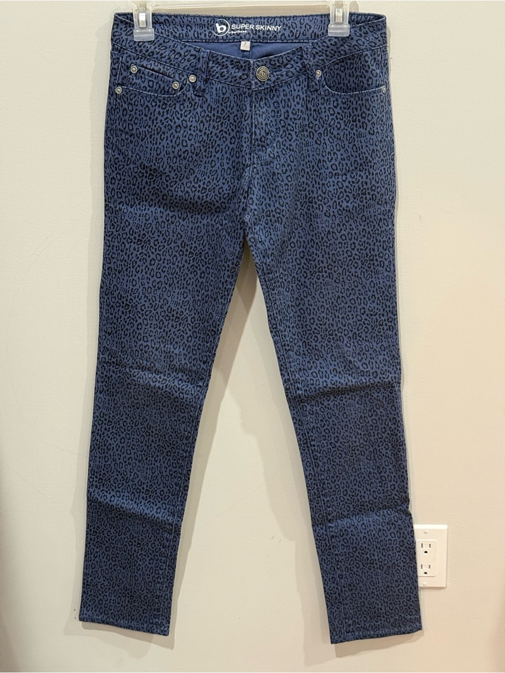 B by Bullhead 7 Super Skinny Blue Leopard Print Jeans 750